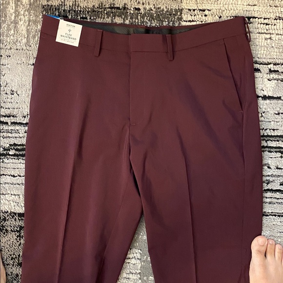 New Men’s Reaction by Kenneth Cole Dress Pants Deep Wine 36 x 30 - Picture 3 of 6
